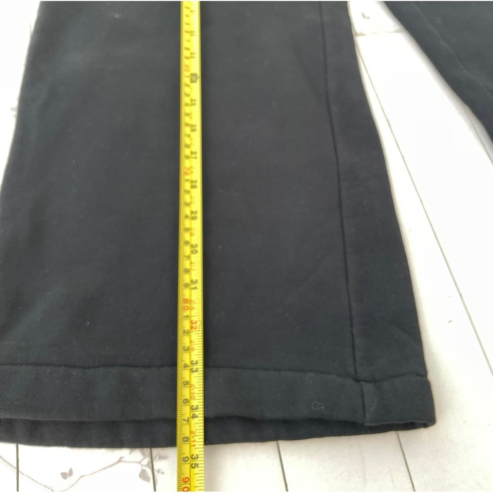 Aritzia Women's Black Sweatpants - Picture 6 of 9